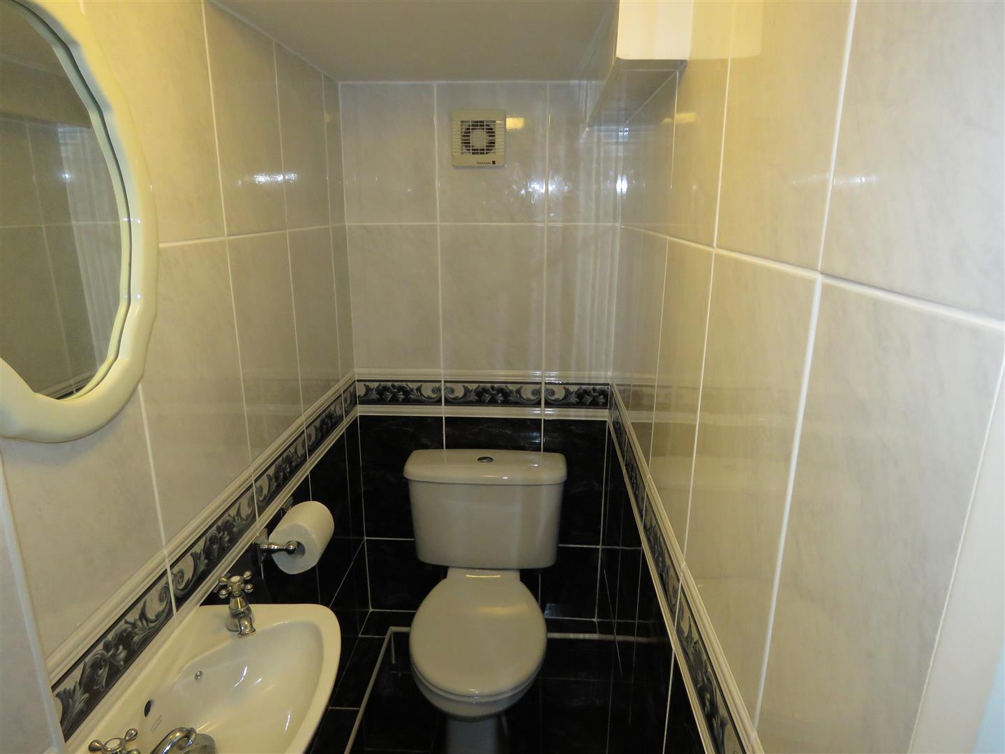 Downstairs cloakroom WC